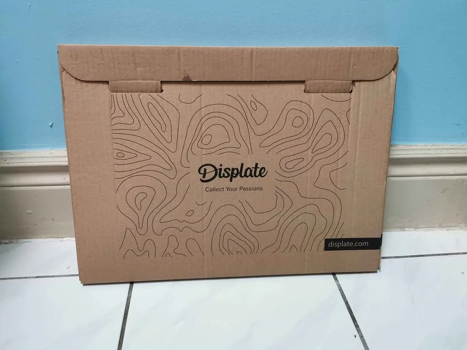 Displate Hummingbird Metal Sign Pick up, Toronto, Cabbagetown image indicator(7)