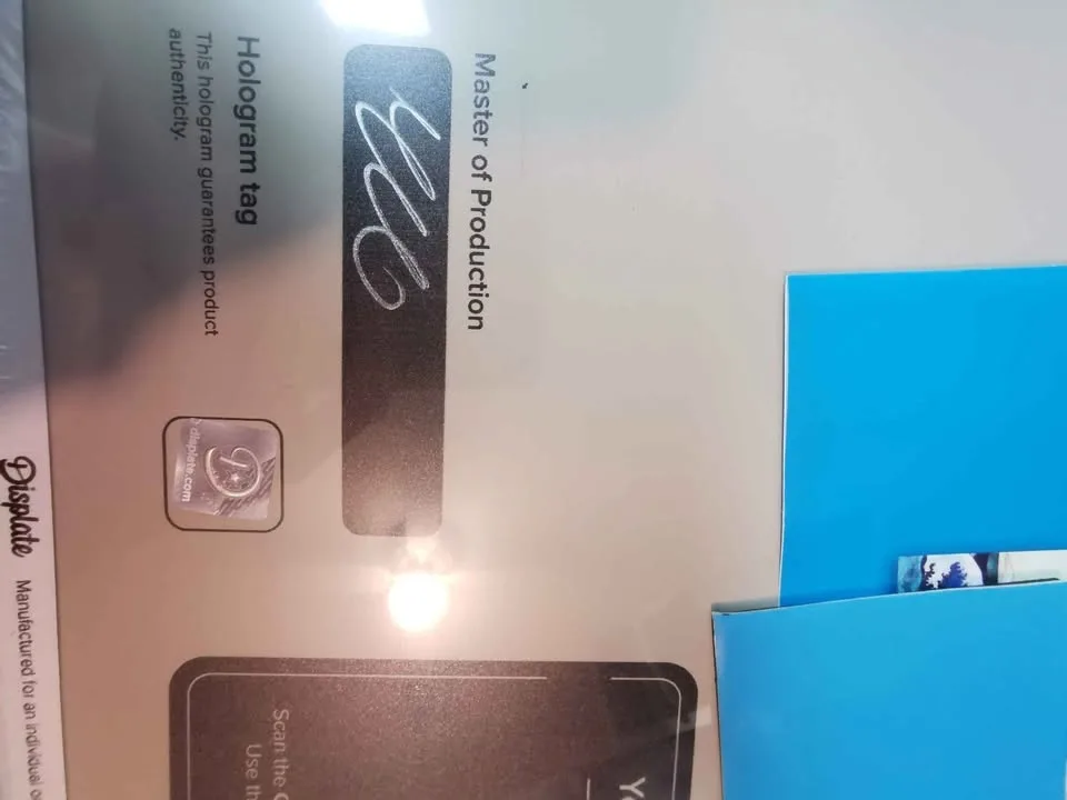 Displate Hummingbird Metal Sign Pick up, Toronto, Cabbagetown image indicator(9)