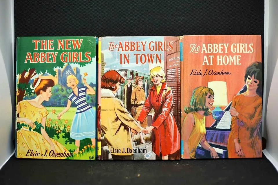 The New Abbey Girls, At Home, In Town, 3 Books