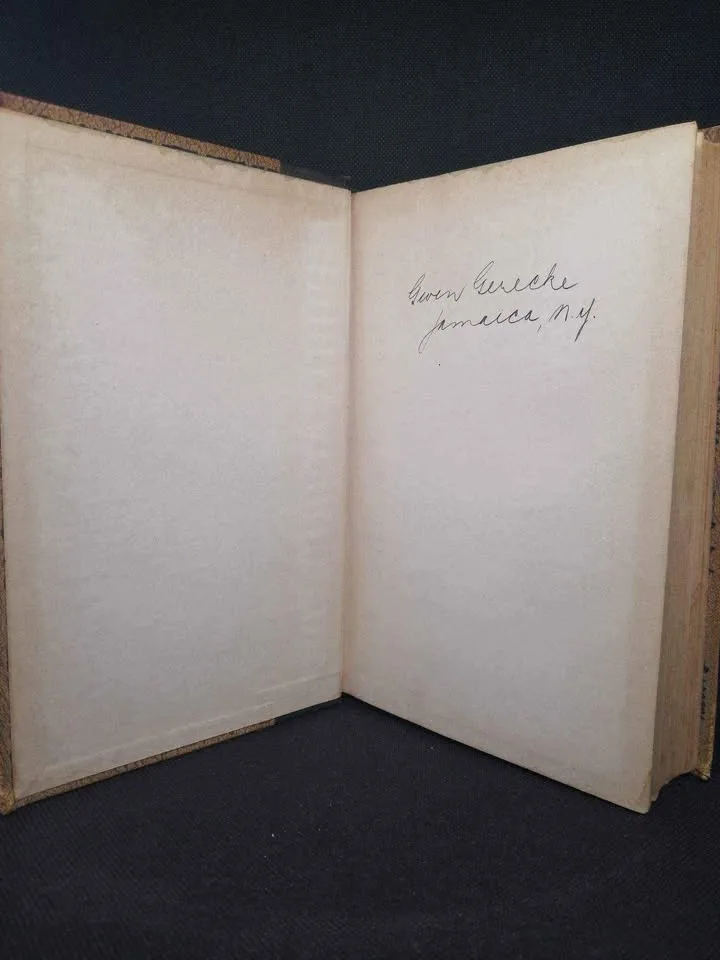 Green Mansions - The World’s Popular Classics image indicator(7)