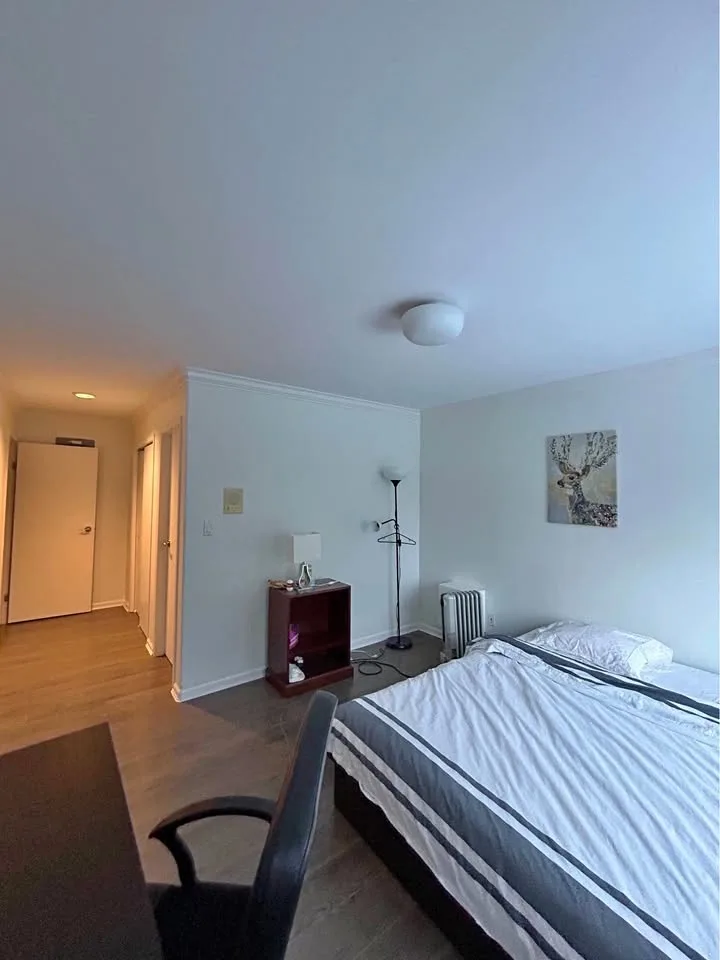 Private room for rent