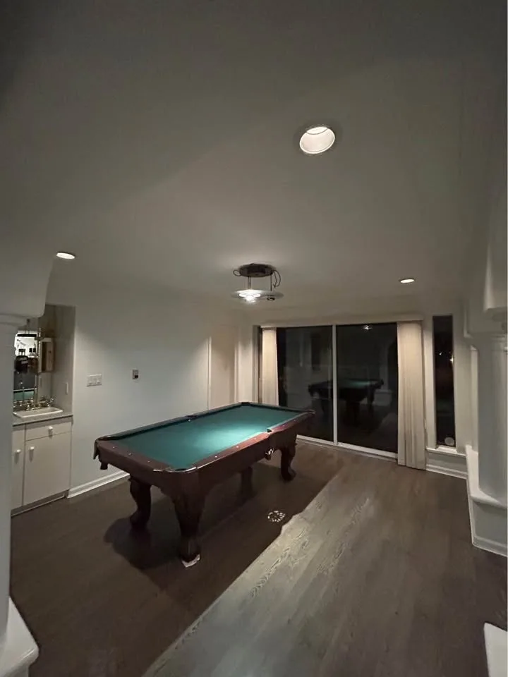 Private room for rent image indicator(7)