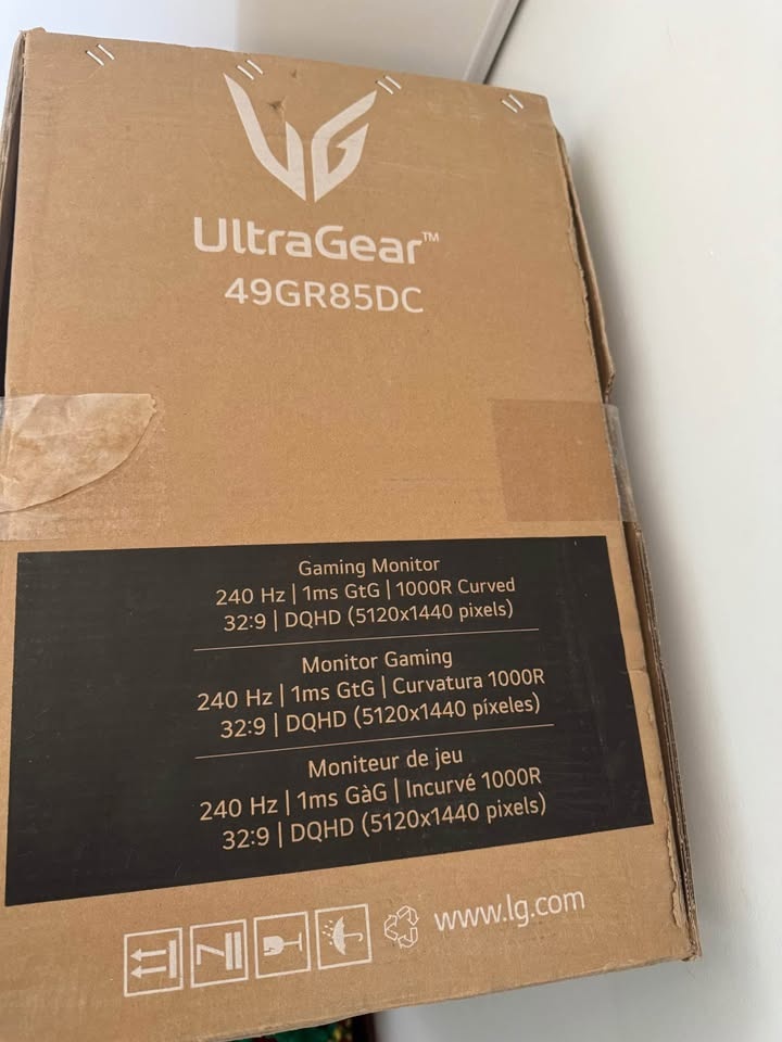Ultragear 49’ monitor
