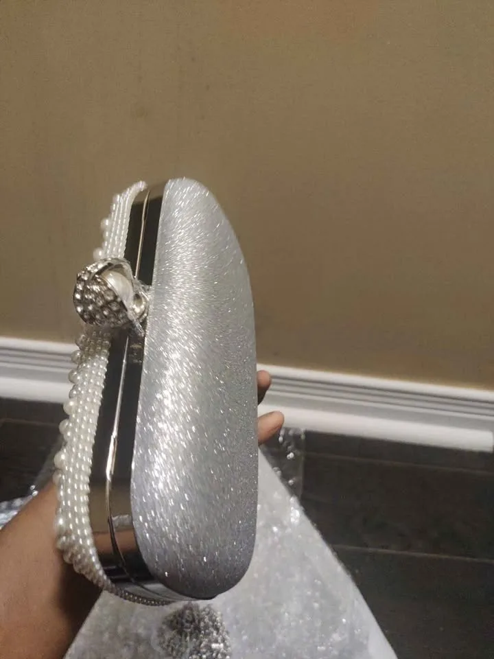Brand new sparkling and charming pearl evening party bag image indicator(6)