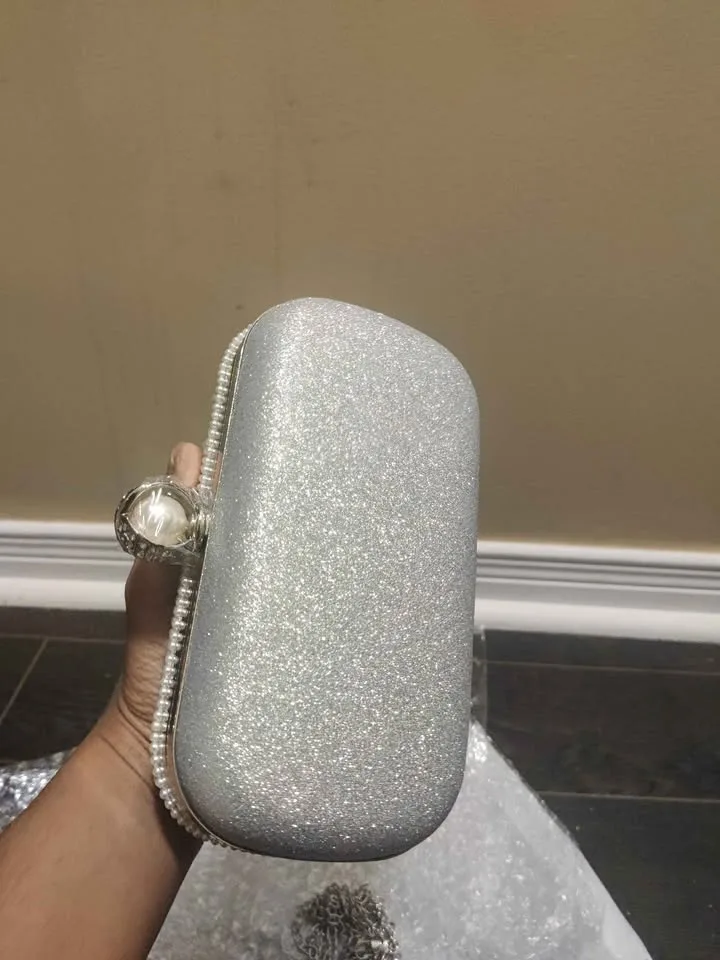 Brand new sparkling and charming pearl evening party bag image indicator(9)