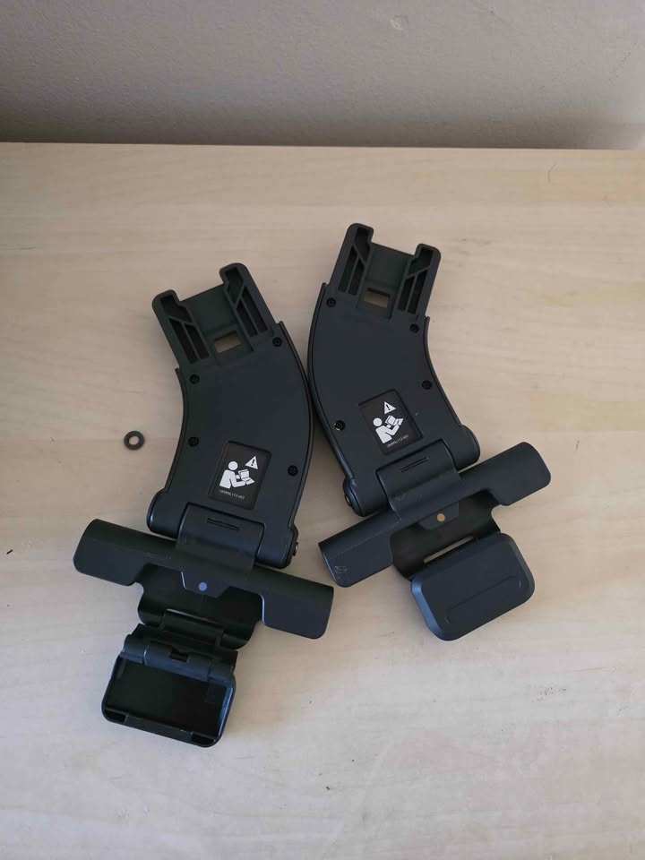 Uppababy V2 lower adapters car seat / bassinet - photo 2