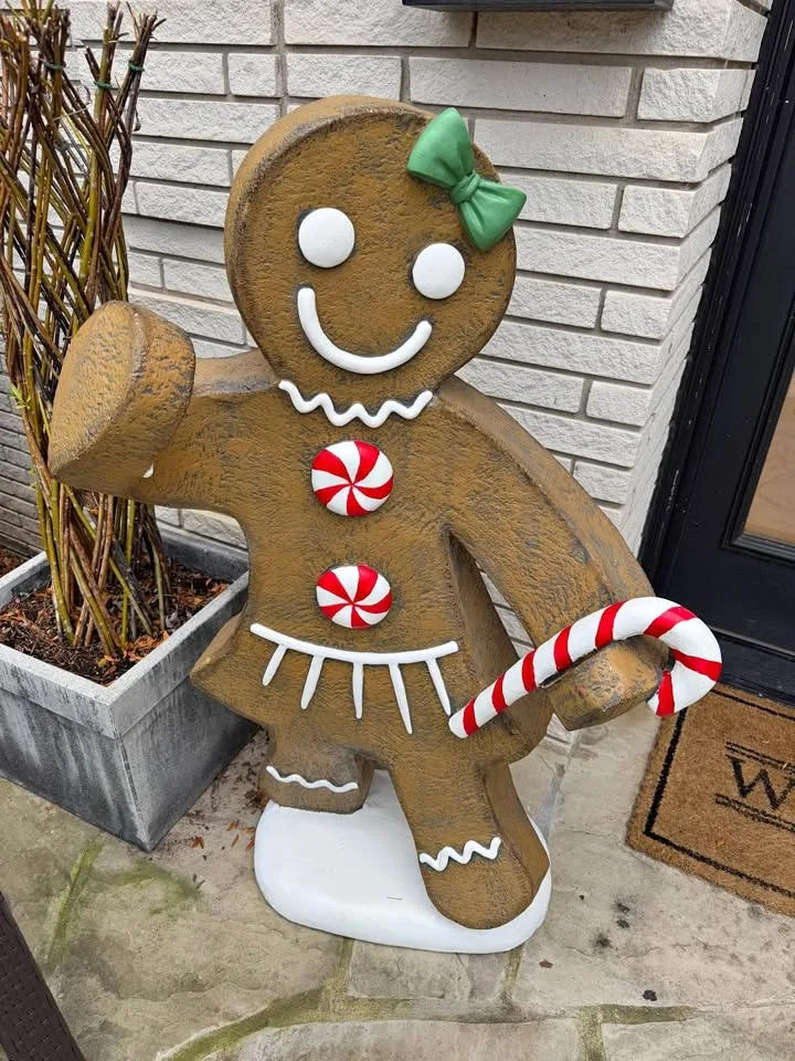 Xmas 4’ Gingerbread Girl Statue $400