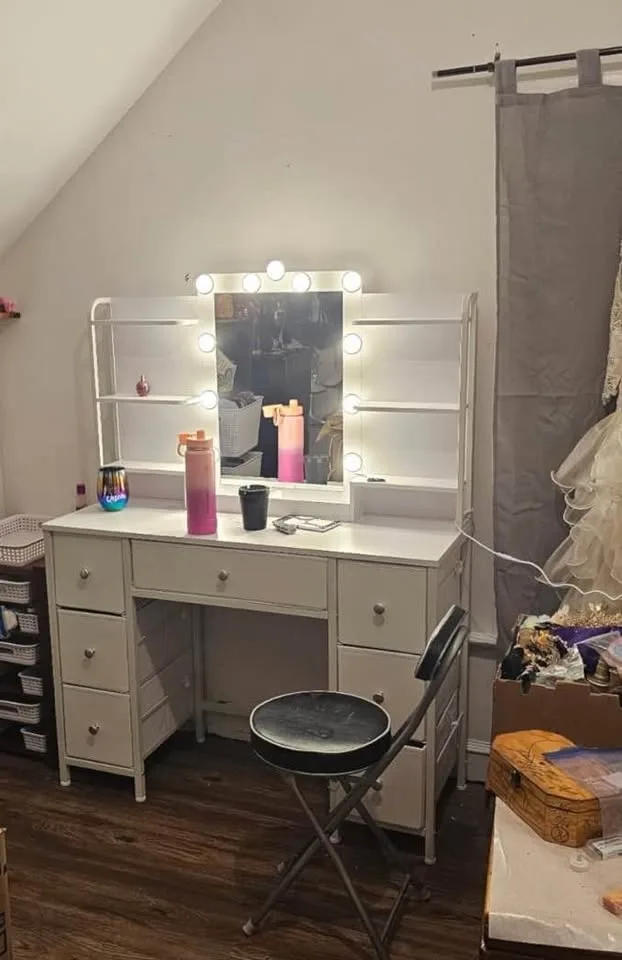 Brand New - Vanity Desk with Light 3-Color LED image indicator(3)