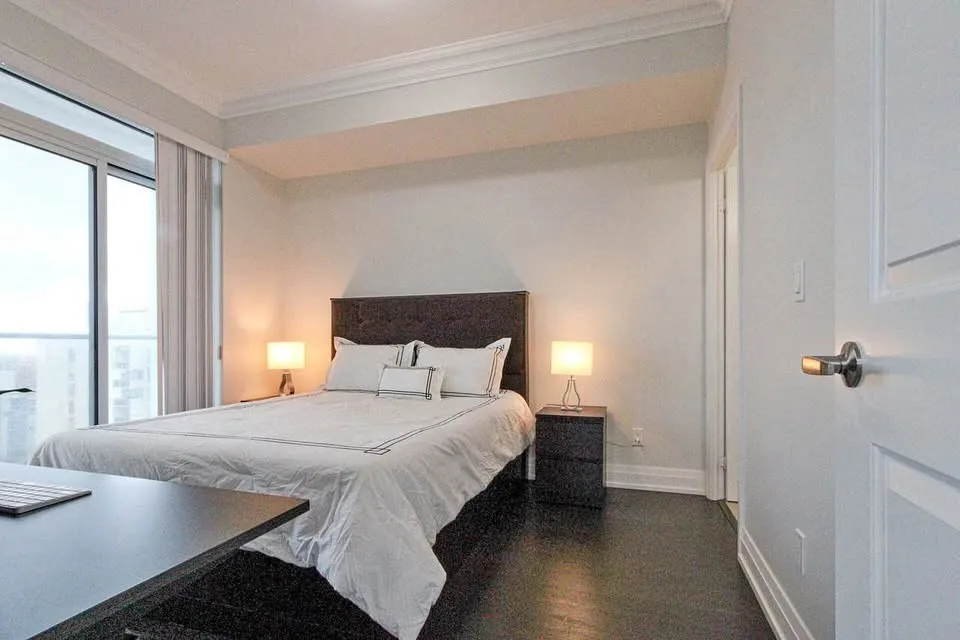 2 Beds 2 Baths - Apartment