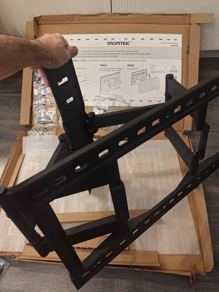 Montek TV Wall mount. - photo 2