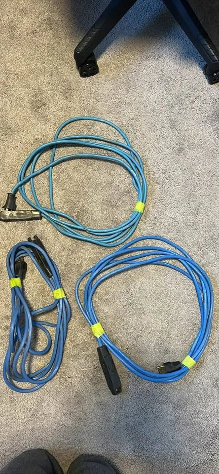 Bin of working extension cords image indicator(9)