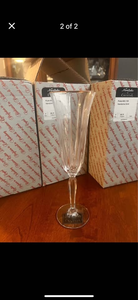 Crystal champagne glasses - photo 2