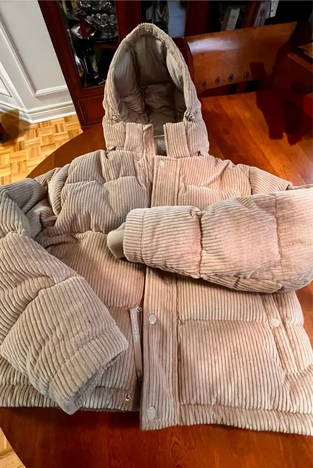 TNA ARITZIA Corduroy PUFF JACKET image indicator(2)