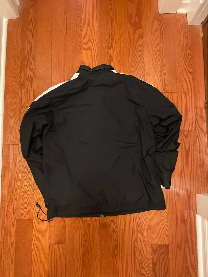 Men’s Vintage Nike Jacket image indicator(2)