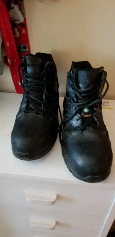 Reebok work boots Men or Women