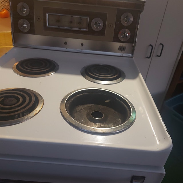 24" Stove - photo 3
