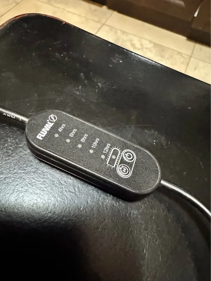 Fluval CCFL UVC Clarifier for aquarium image indicator(3)