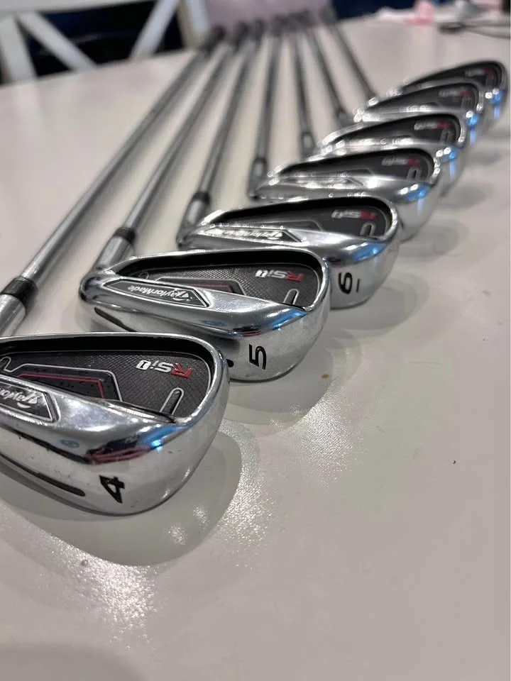 TaylorMade rsi 1 irons 4 to pw