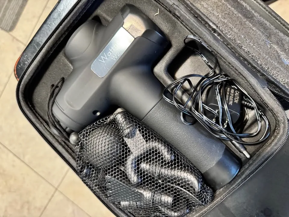 Wattme W2 Massage Gun with all accessories image indicator(2)