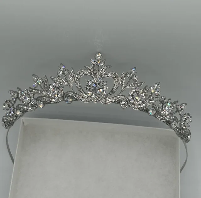 Chantal Eveleen Silver Crystal Wedding Tiara image indicator(2)