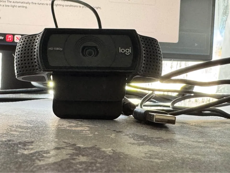 Logitech C920x HD Pro Webcam image indicator(3)