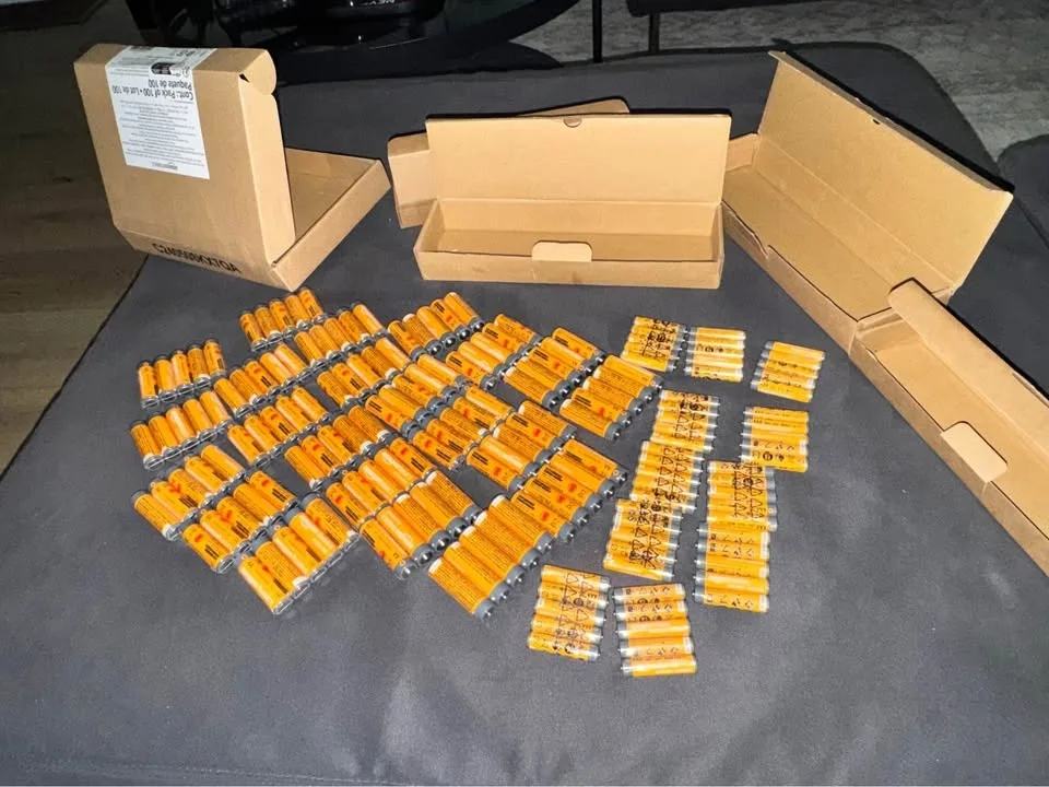 AA and AAA Batteries image indicator(4)