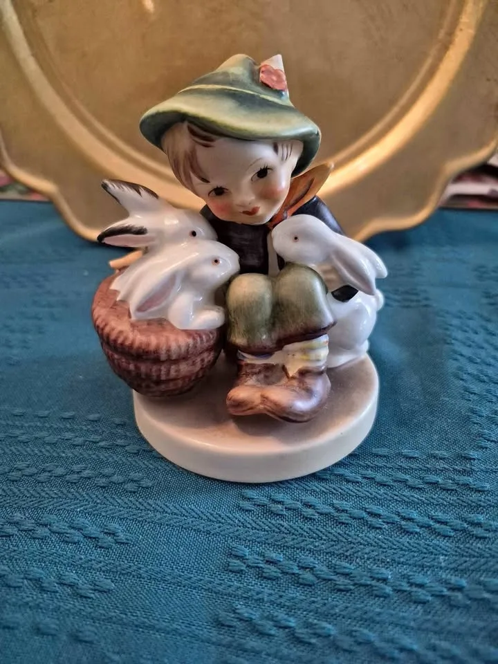 Hummel figurine - best offer