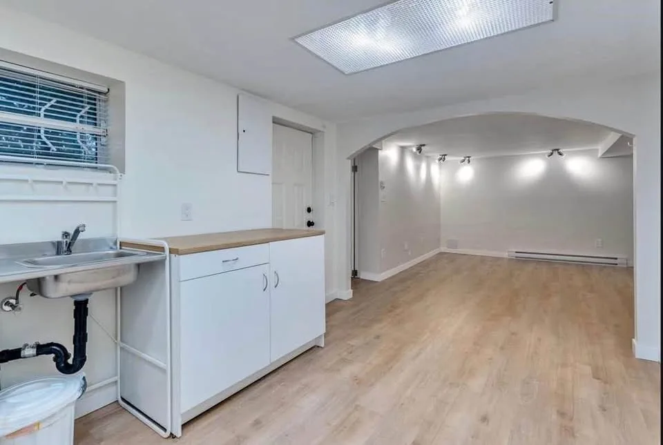 1 Bed 1 Bath - House