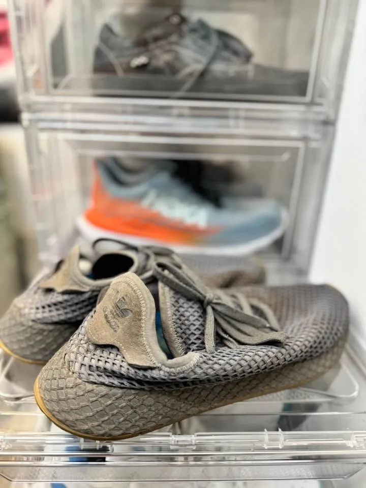 Adidas Deerupt Shoes size 10 image indicator(2)