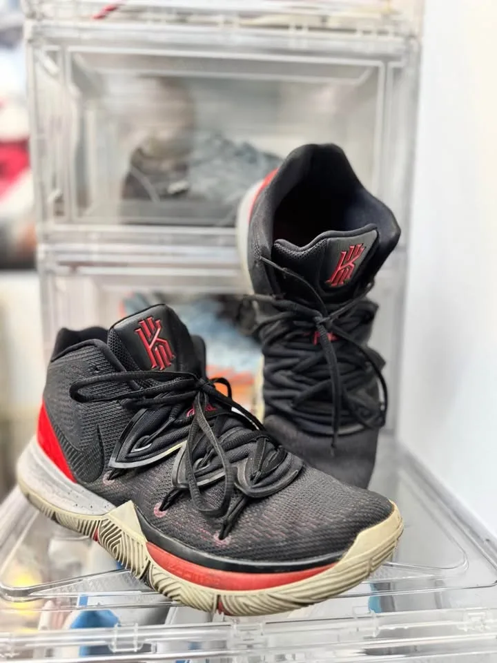 Nike Kyrie 5 Shoes Size 10 image indicator(2)