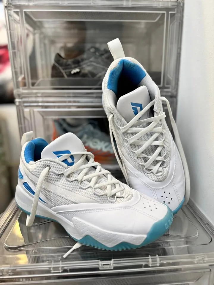 Adidas Dame Basketball Shoes Size 9.5