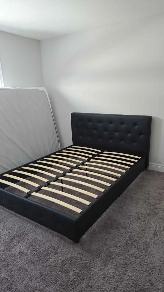 Queen size Black Faux Leather Bedframe and Mattress image indicator(2)