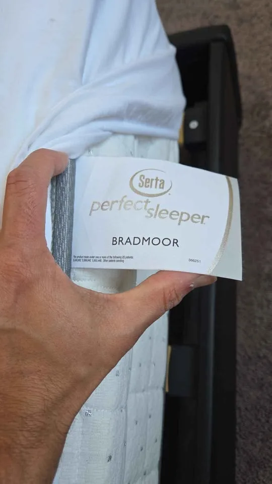 Queen size Black Faux Leather Bedframe and Mattress image indicator(4)