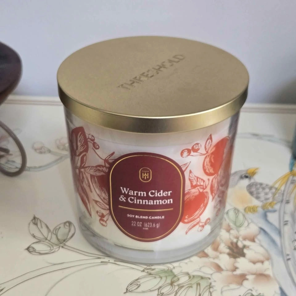 New - Warm Cider and Cinnamon Candle 22oz - photo 4