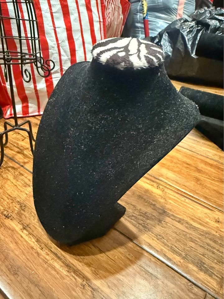 Selling various items winter cleaning