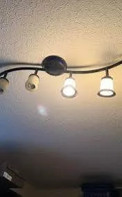 Selling various items winter cleaning image indicator(6)