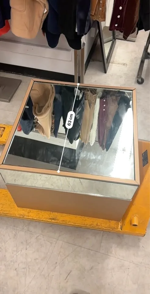 Store display table image indicator(8)