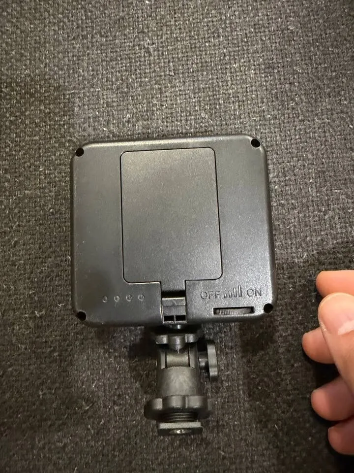 Energizer enl-25k 72 Bulb LED Video Light image indicator(2)