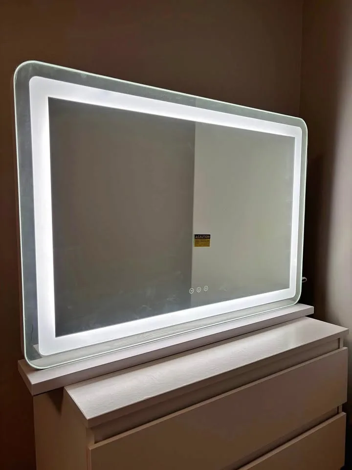 White LED Vanity Mirror with lights 32”x 22”