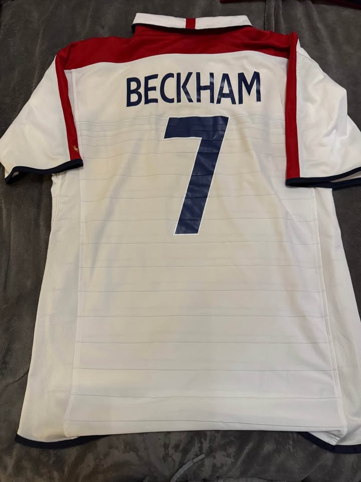 England 2001–03 Home Jersey – Beckham #7 – Authentic Umbro (Size - photo 2