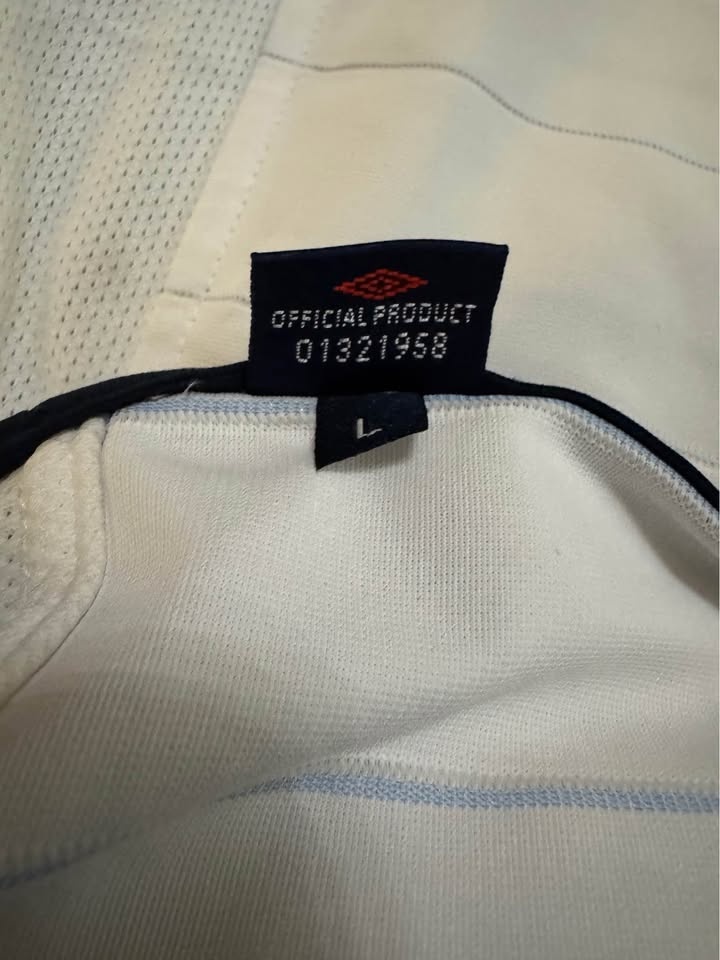 England 2001–03 Home Jersey – Beckham #7 – Authentic Umbro (Size - photo 4