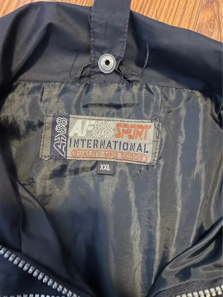 Vintage men’s raincoat image indicator(5)