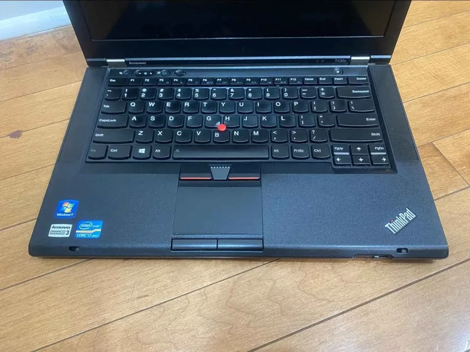 Core i7 Lenovo Thinkpad Laptop image indicator(5)