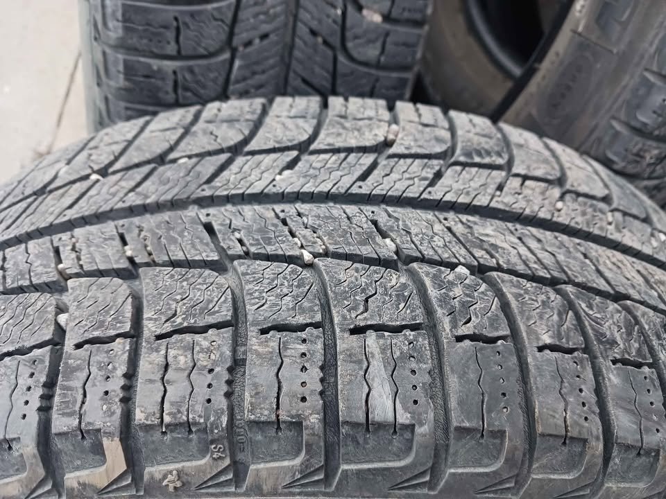 185 60 r15 MICHELIN X-ICE Winter Tires - Set of 4 - photo 2