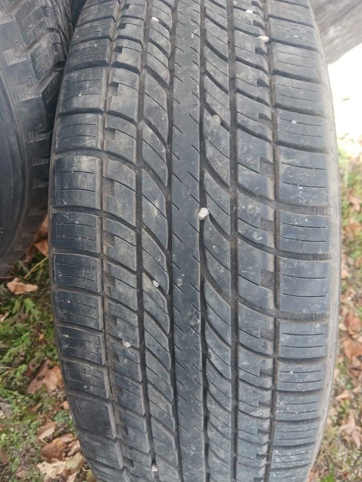 255 65 r18 SET of 4 HANKOOK VENTUS ALL SEASON TIRES - photo 3