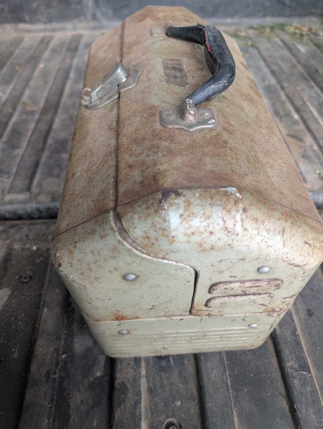 Antique fishing box - photo 2