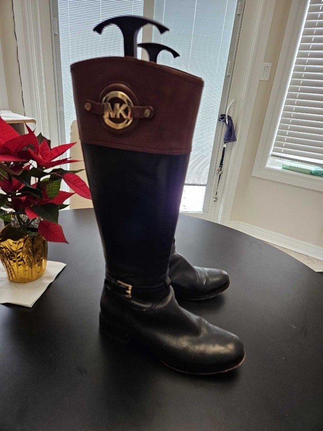Michael Kors Women’s Two Toned Riding Boots Leather Blac - photo 2