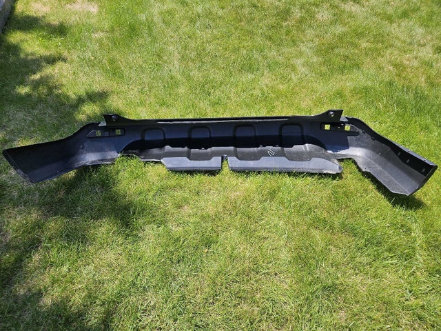 2007 Honda CRV Rear Bumber - photo 3