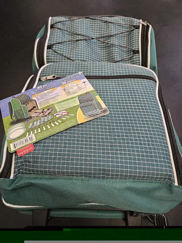 30 Piece Rolling Travel Cooler image indicator(5)