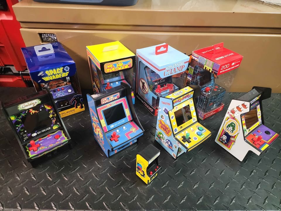 Mini arcade machine - photo 3